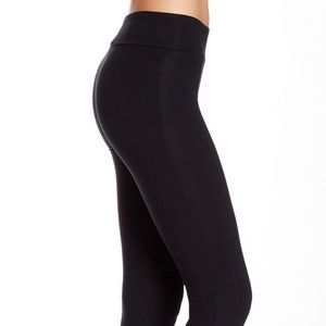 Women’s black leggings - Size M